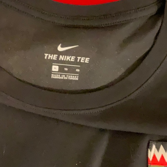 Nike tee - Picture 5 of 5